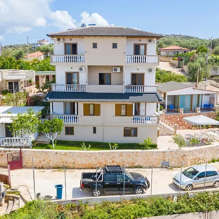 Guest house Diamond Ksamil