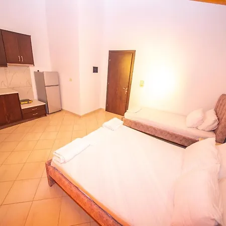 Guest house Diamond Ksamil