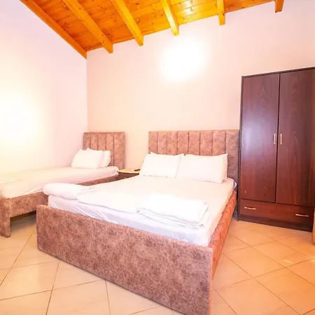 Guest house Diamond Ksamil