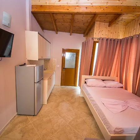 Guest house Diamond Ksamil